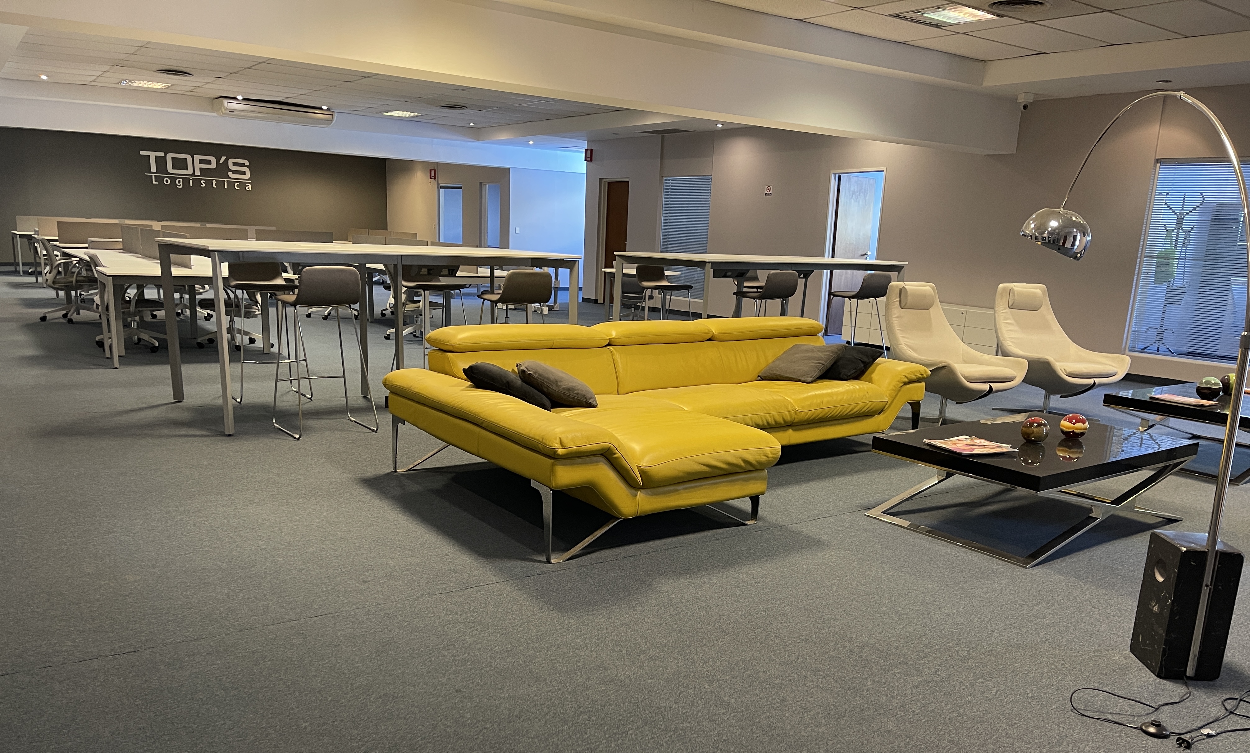 Oficinas y coworking — Logística TOPS